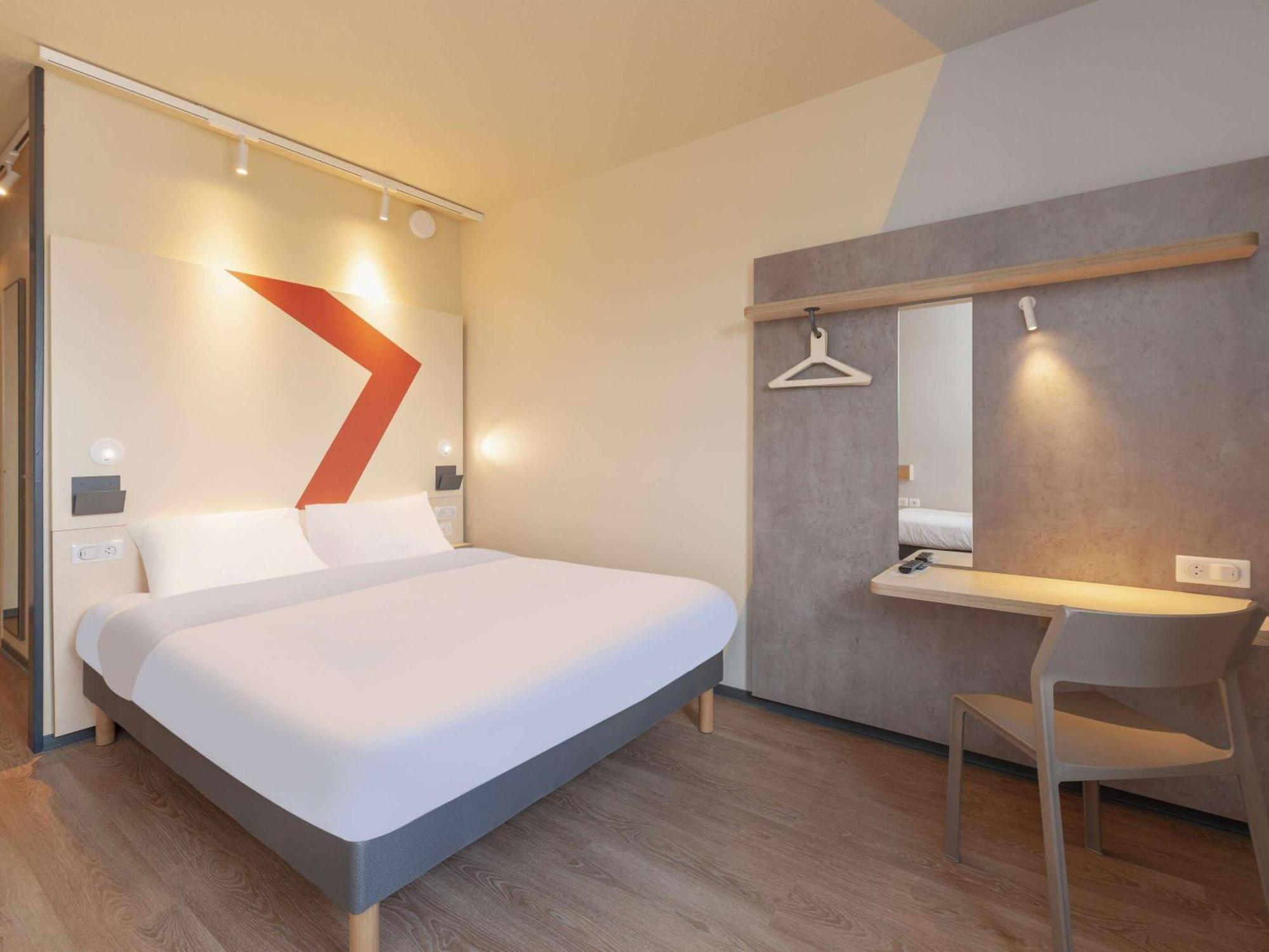 Ibis Budget Mont De Marsan 外观 照片
